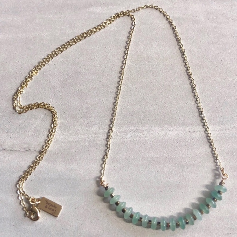 Green Jade 14K Gold Necklace - Picture 3 of 5